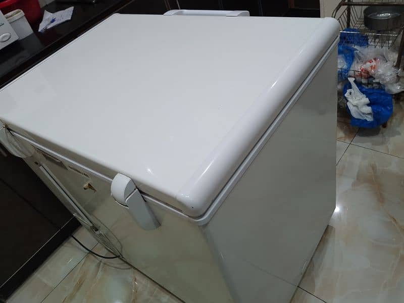 HAIER DEEP FREEZER+FRIDGE 9