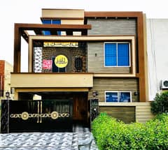 8 Marla House For Sale In Usman Block Bahria Town Lahore