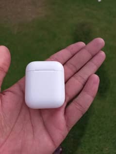 Apple Airpods 2nd generatiom just case original