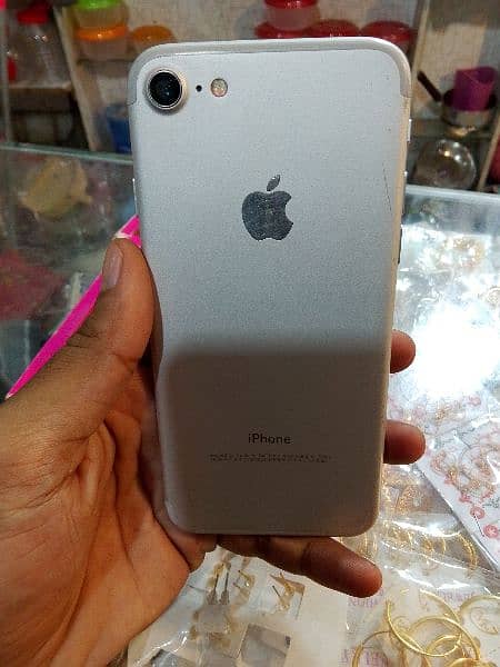 Iphone 7 pta geniun  urgent sale 0