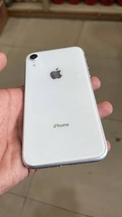 Iphone xr factory unlocked 64 gb