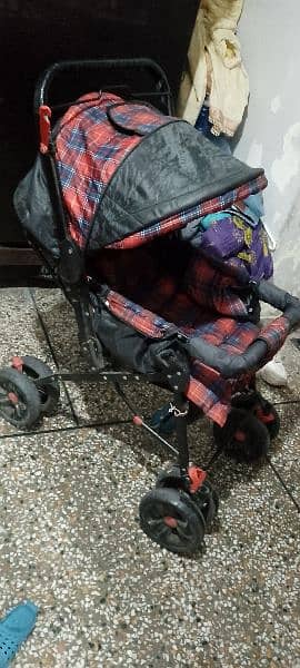 baby stroller baby pram used very little since bought it it almost new 1