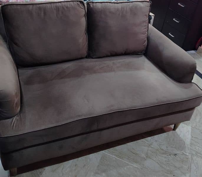 2 Seater Sofa Velvet 2