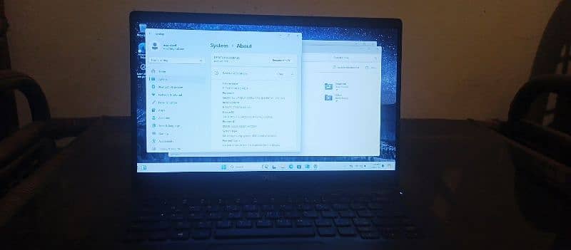 Dell Latitude 7400 condition 10/10 1