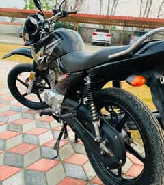 Yamaha YBR 125G original bike