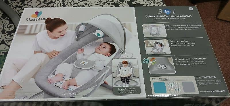 Mastela Deluxe Multi-Function Bassinet 3 in 1 for sale 1