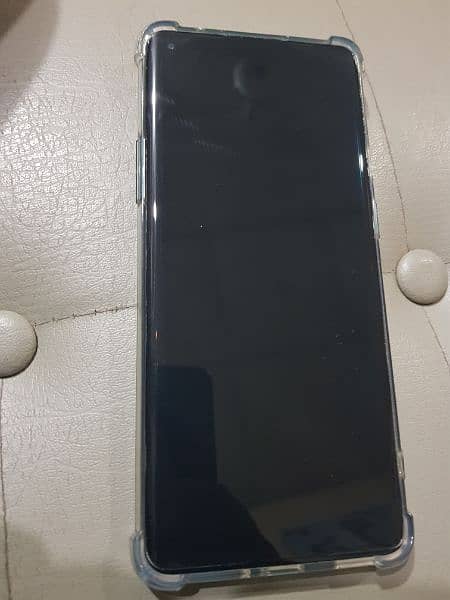 one plus 8 pro 12/256   10/10 lush condition 3