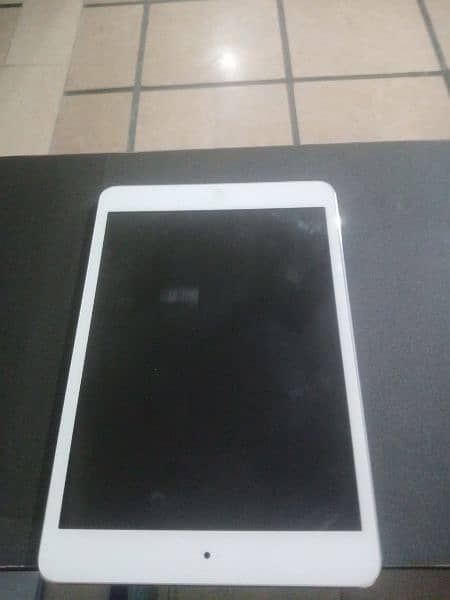 ipad model A1432 0