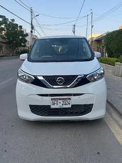 Nissan Dayz Highway Star 2022