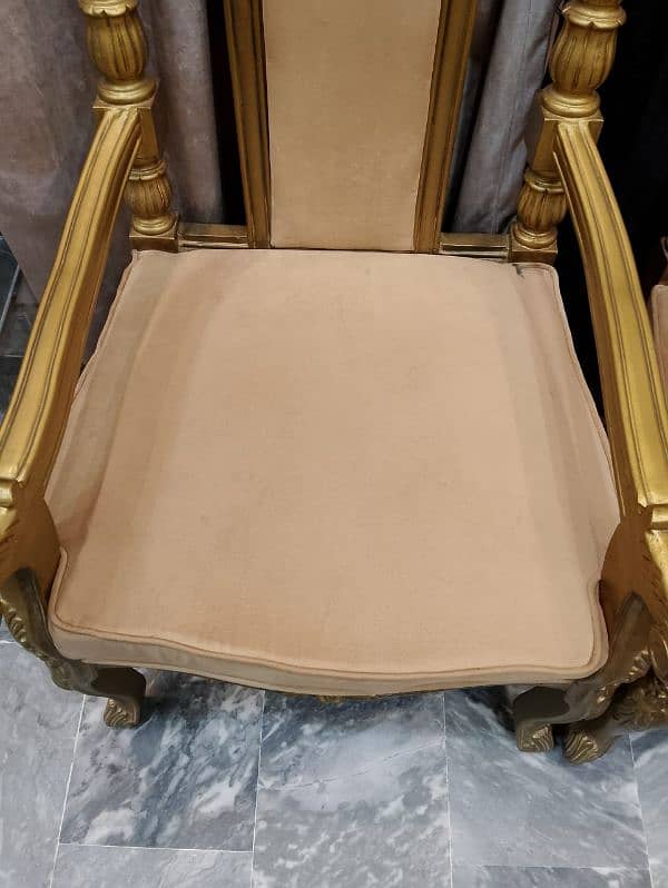 Chinioti King Size Room Chairs 2