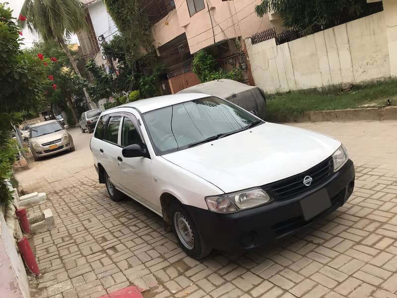 Nissan AD Van 2006 reg 2011 own engine 3