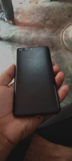 ONE PLUS 5 8/128 EXCHANGE AWALIBLE