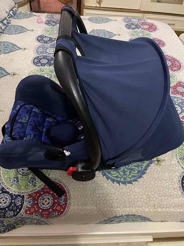 Imported Weeler Baby Carry Cot & Car Seat 8