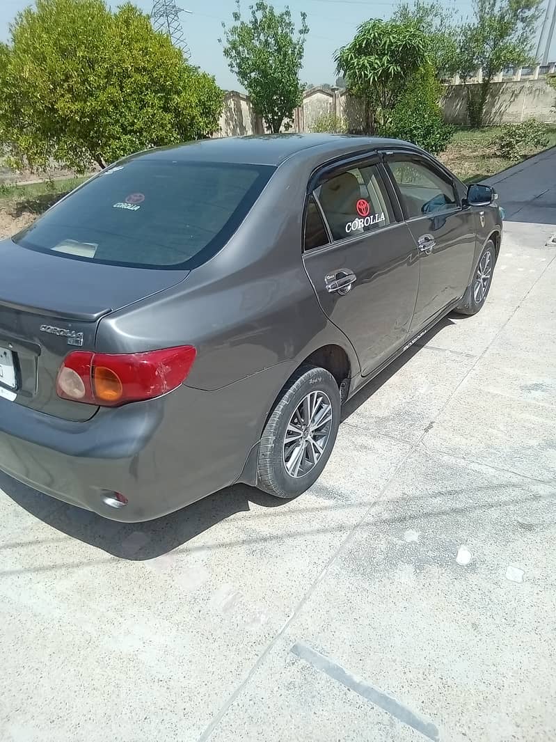 Toyota Corolla GLI lush condition 6