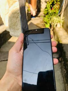 oppo F11 screen crack front cam dust