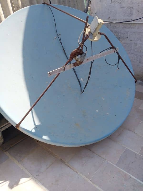 8 feet Dish solid single piece 1