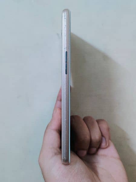 OPPO A37 2/16 3