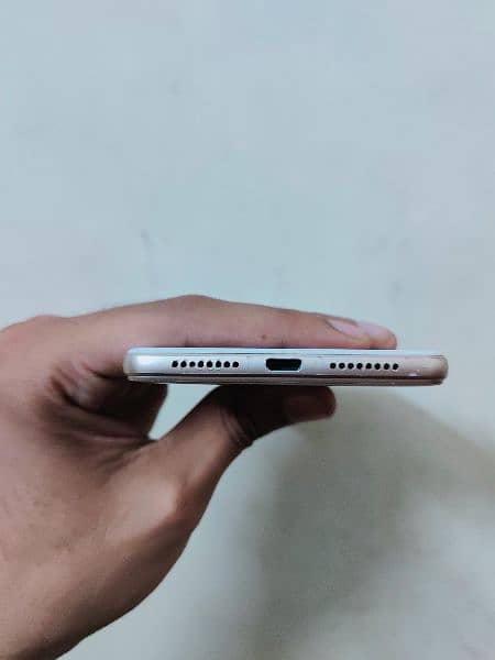 OPPO A37 2/16 4