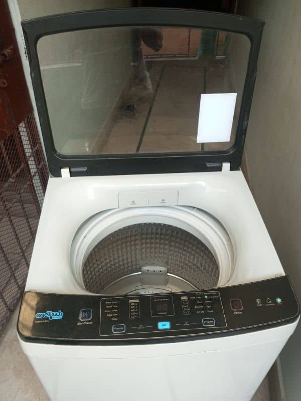 HAIER FULLY AUTOMATED WASHING MACHINE HWM 85 0