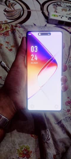 Infinix Note 40 pro (premium condition) 0