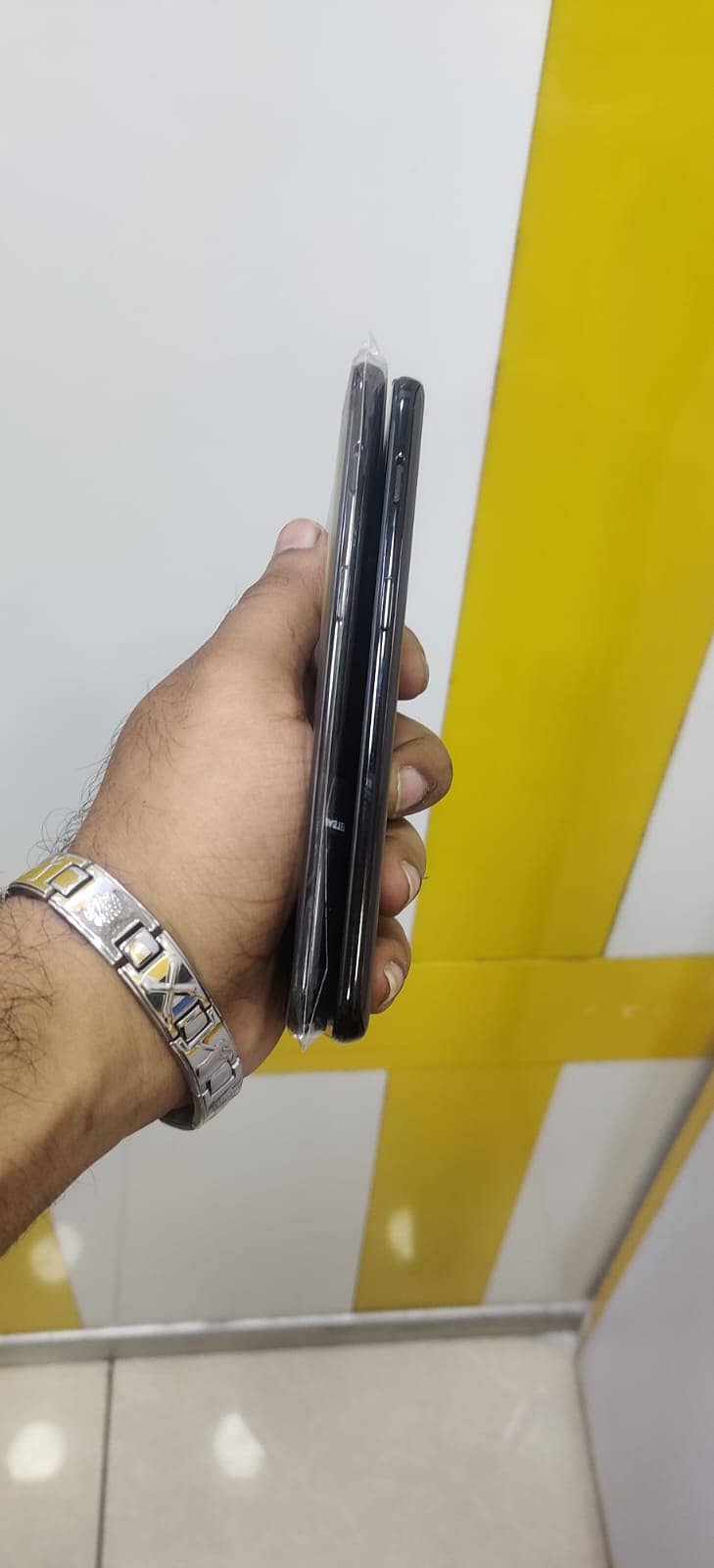 One plus6t, 8/128gb ,dual sim 3