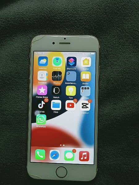 iPhone 6s 16gb non PTA country lock 1