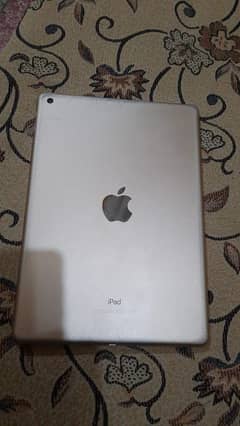 Ipad 5th generation 32 gb all ok good condition