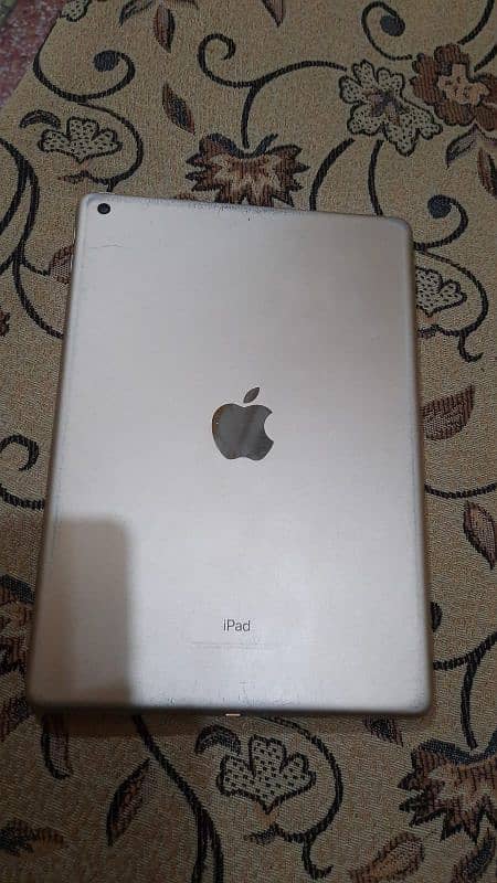 Ipad 5th generation 32 gb all ok good condition 0