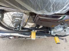 Honda 125 urgent sale 2023 Karachi number only call no message,