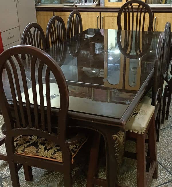 Dining Table used sale urjent 1