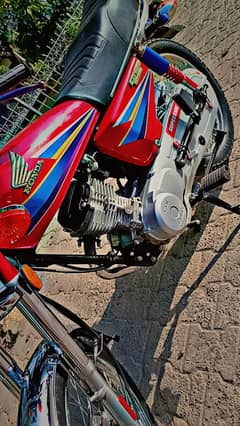 Honda CG125 bike