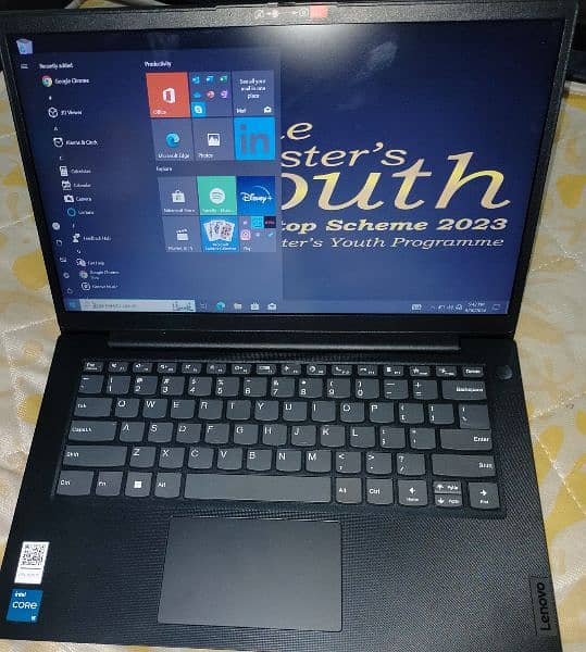 selling laptop 0