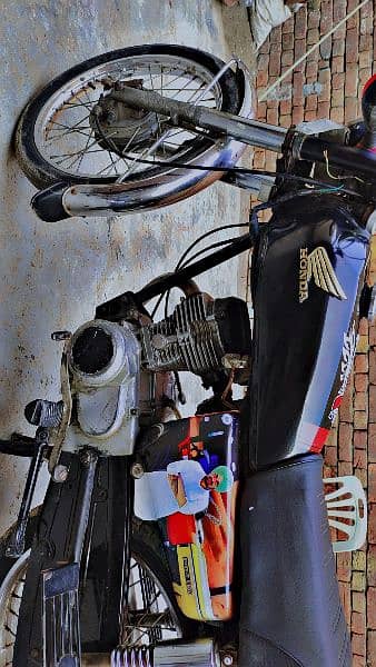 Honda 125/11 model lush condition h document complete byomtrk be h 5