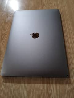 MacBook Pro 2016 15' 16GB 250GB