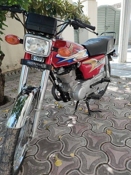 Honda CG 125 2020 Model 4