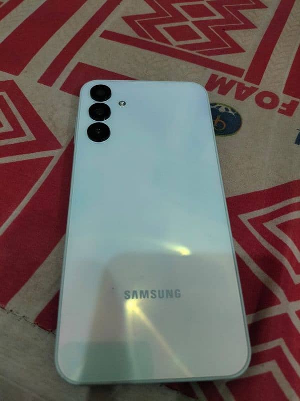 Samsung A15 9