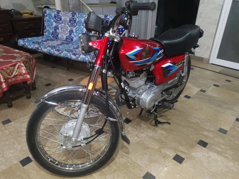 CG 125 Model 2024 like new 5