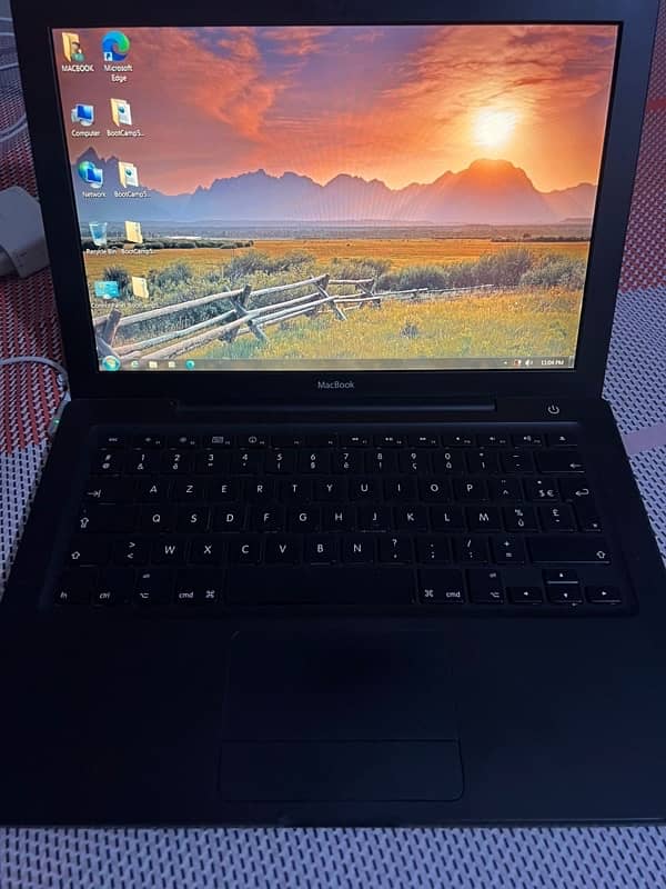 Macbook 2007 | With Charger | Perfect Condition 1