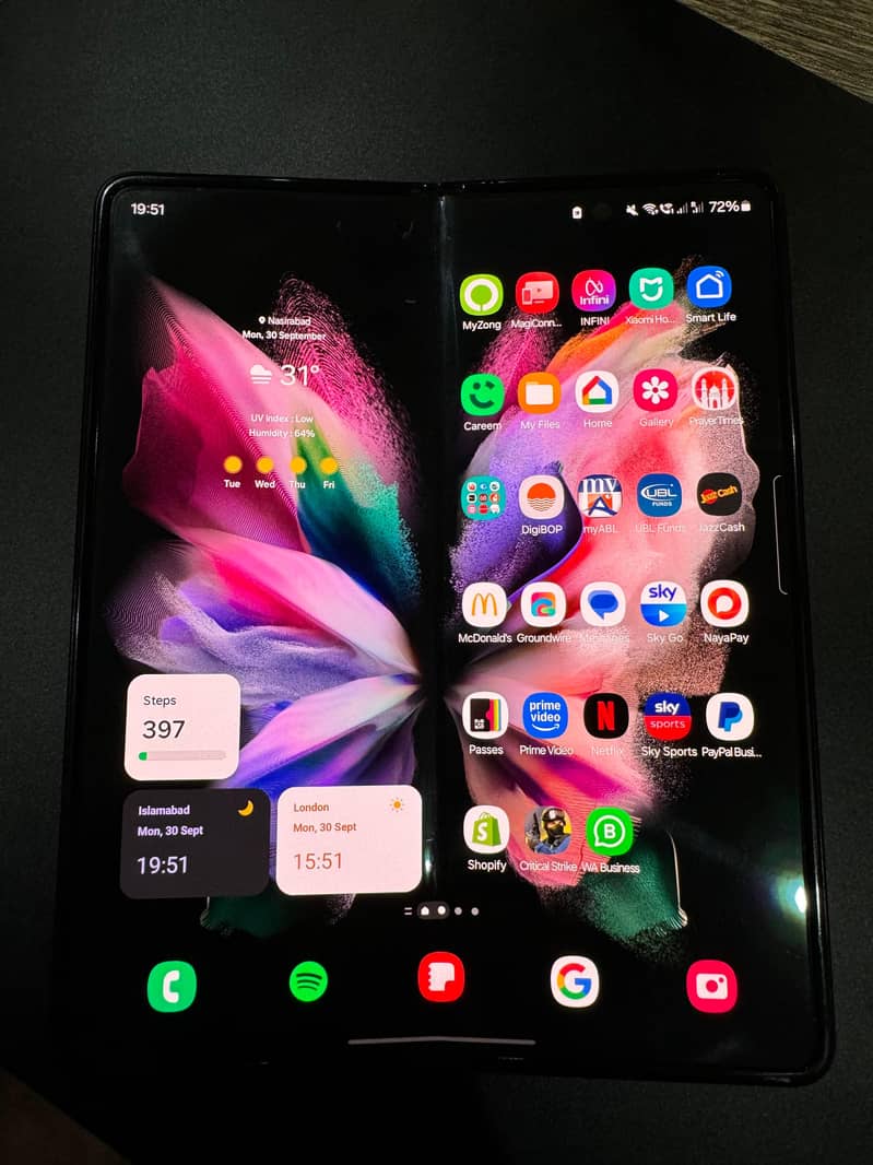 Samsung Z Fold 3 2