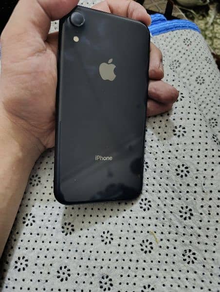 iPhone XR 0