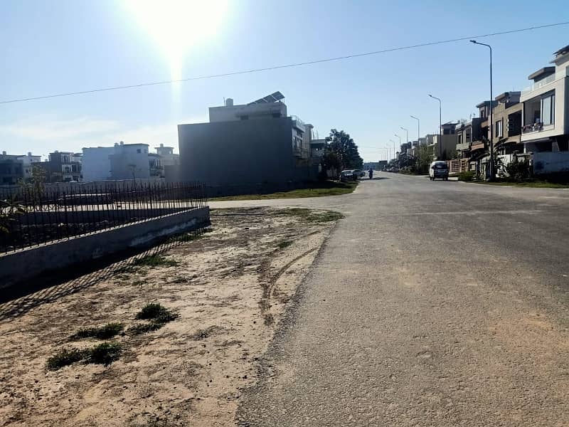 5 Marla Plot for Sale in Tulip Overseas Block, Park View City, Lahore 2