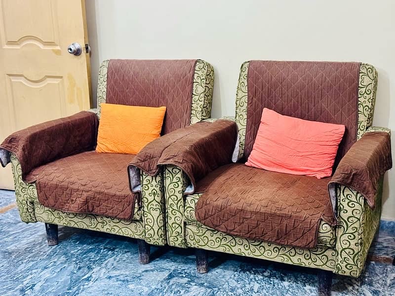 sofa set best condition 1