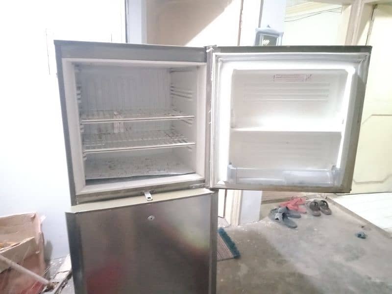 PEL Refrigerator 03076976330 4