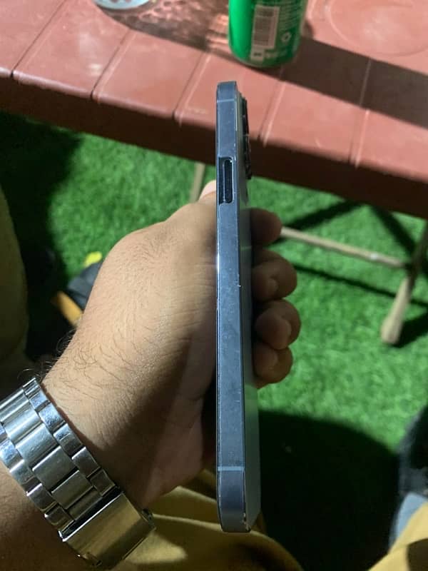 iphone 13 pro max non pta 2