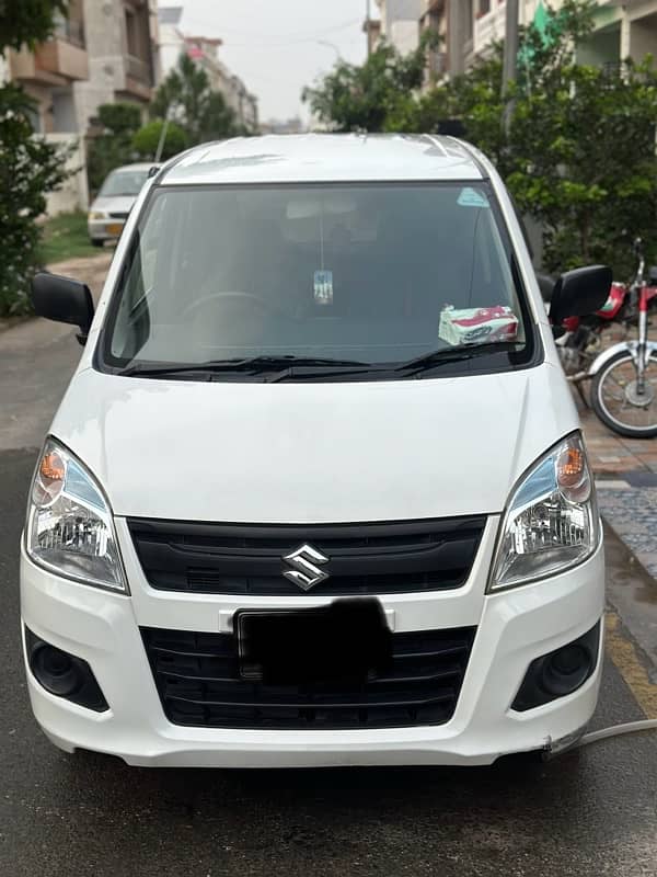 Suzuki Wagon R 2023 1