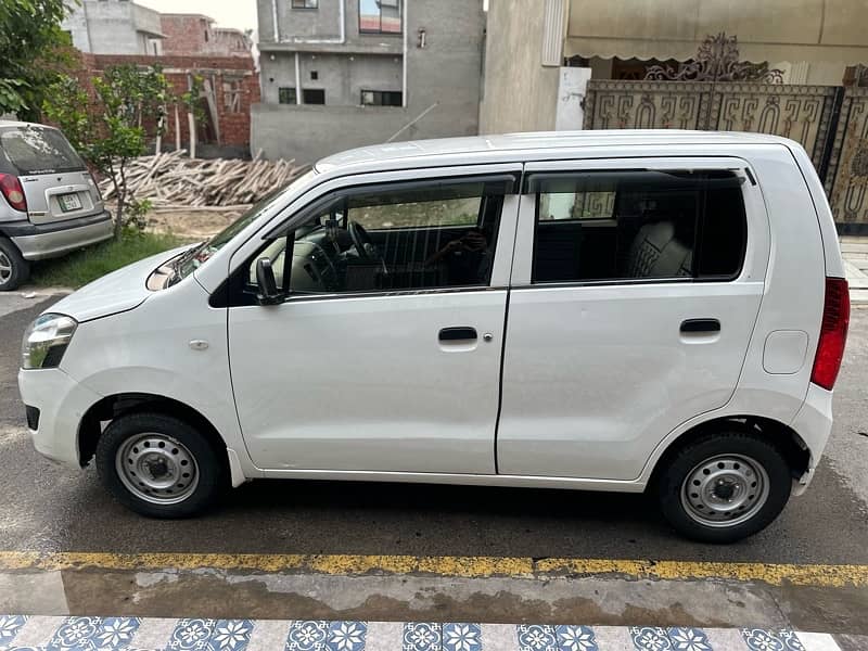 Suzuki Wagon R 2023 3