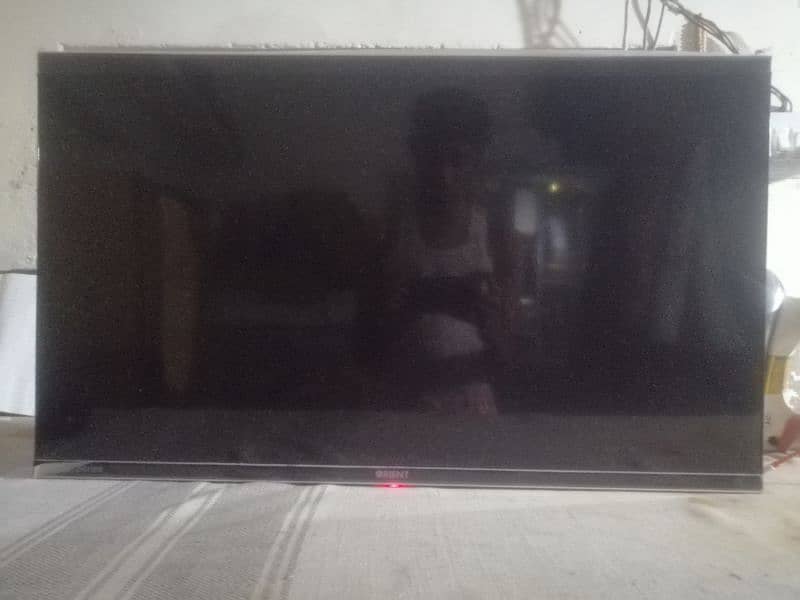 Orient android TV 32inch like brand new 0