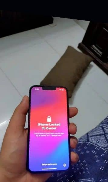 iphone 13 non pta  128gb icloud locked 10/10 condition 6