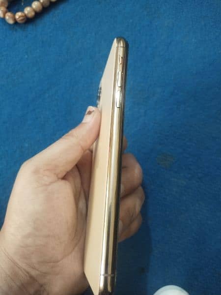 Iphone 11 pro max Non PTA 1