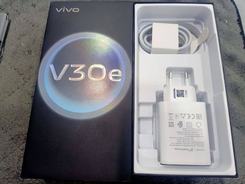 V30E just Box open 3